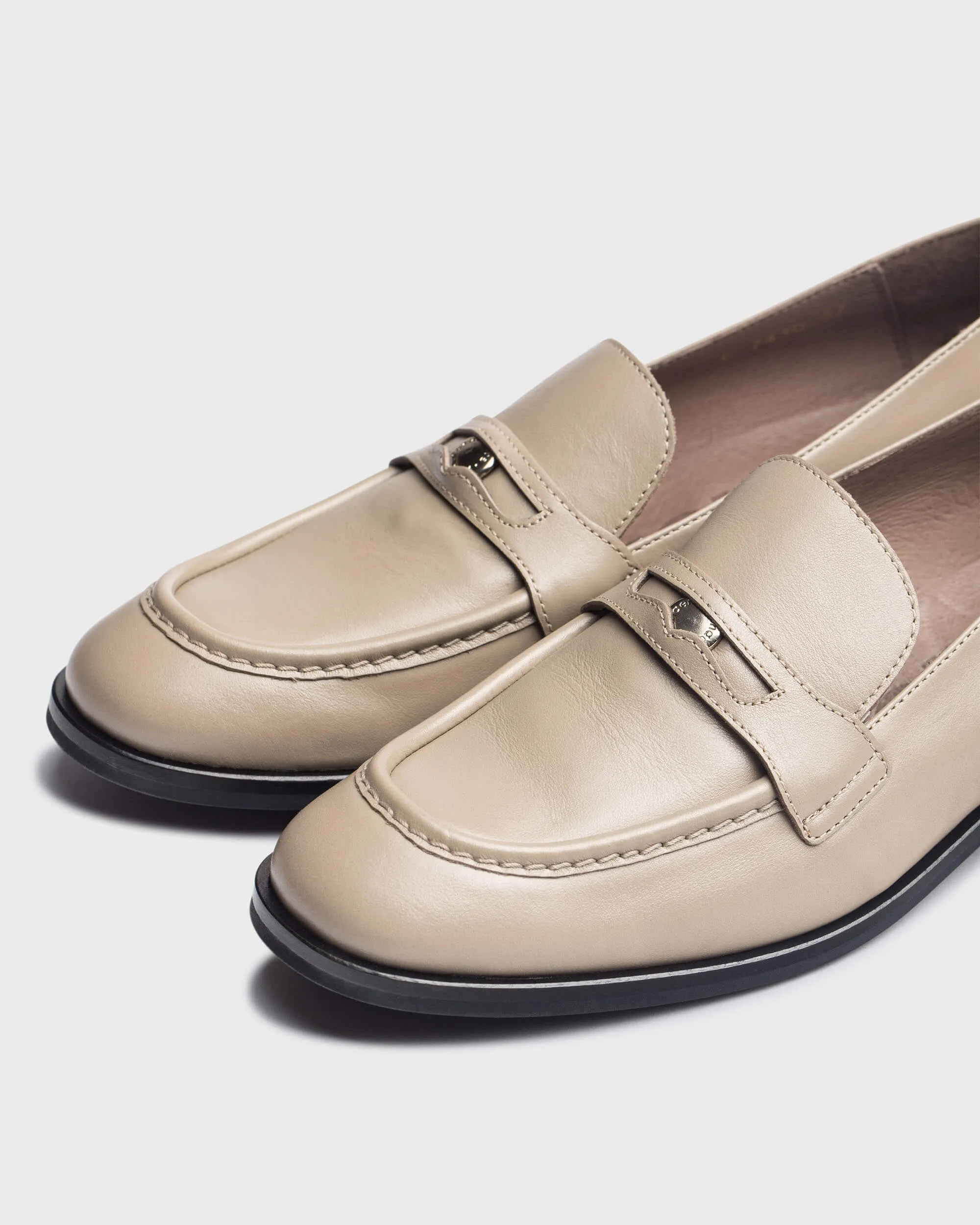 DANDY SOFT LIGHT BEIGE NAHKALOAFERIT