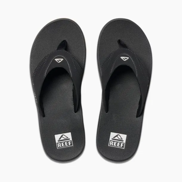 Fanning Sandal
