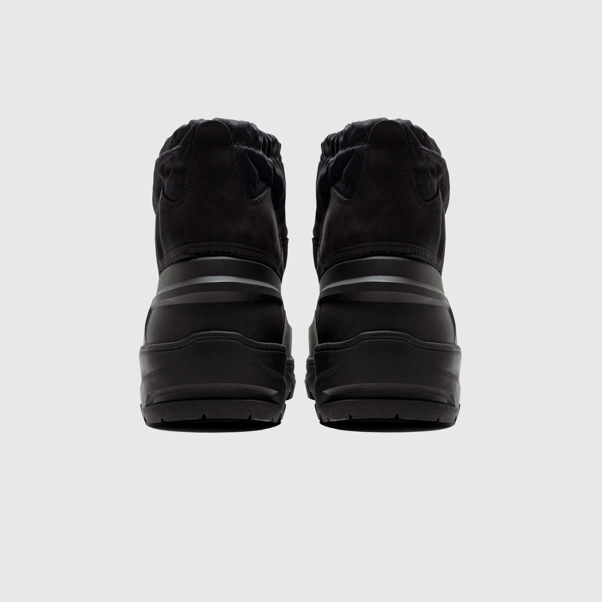 LOW TOP RUBBER BOOT